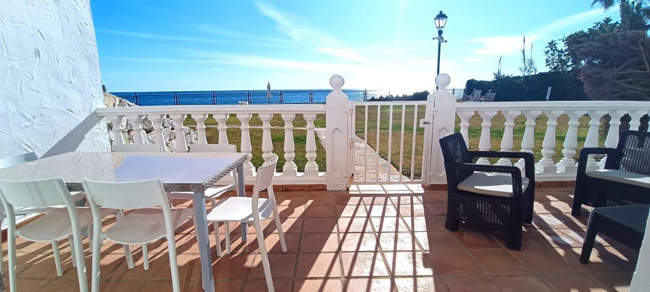 Apartament Modern With Pool On The Beachfront In By Sharingco *